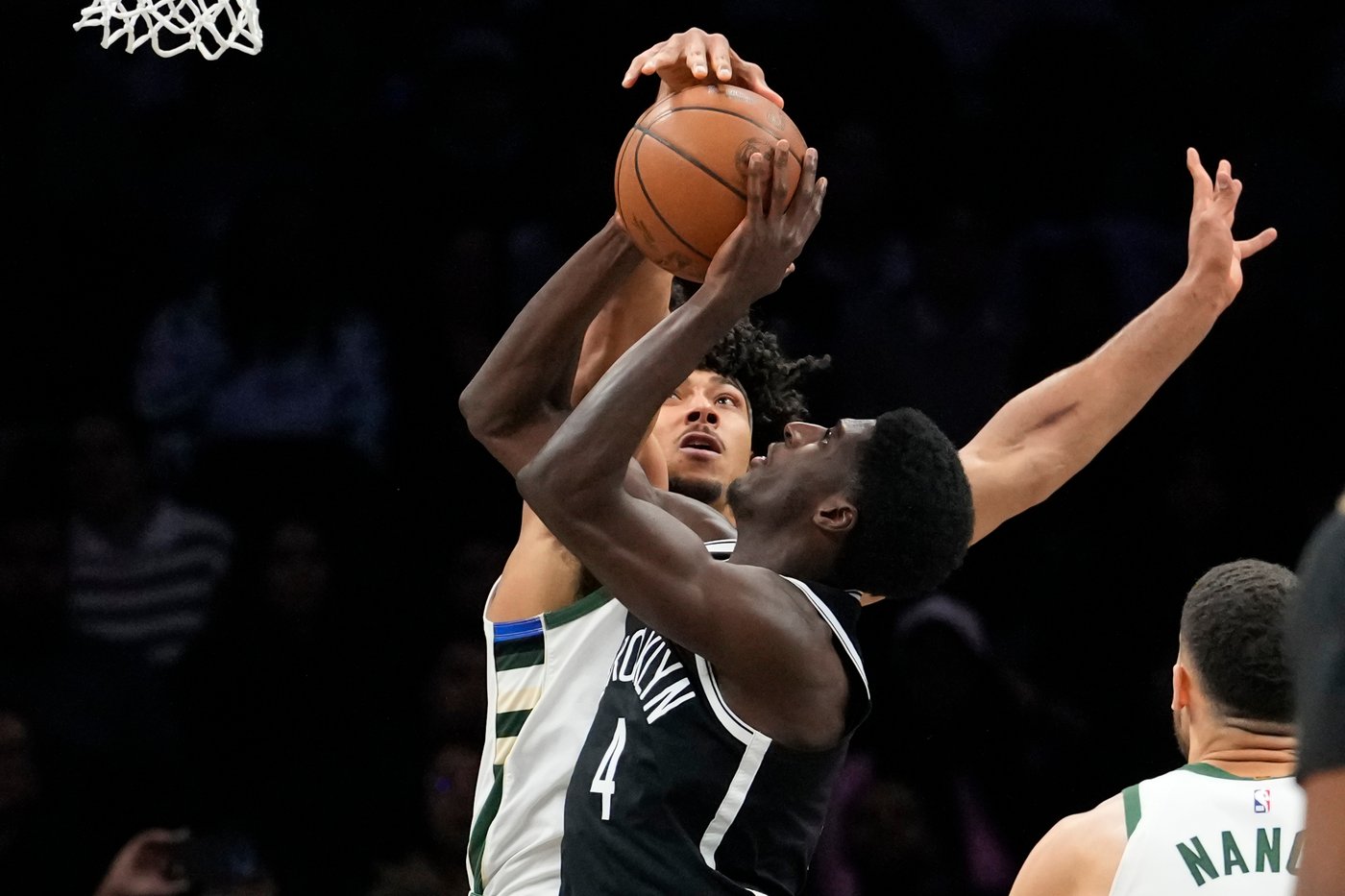 Liddell scores a career-high 21 points to lead the Nets over the Bucks 96-90 | iNFOnews.ca