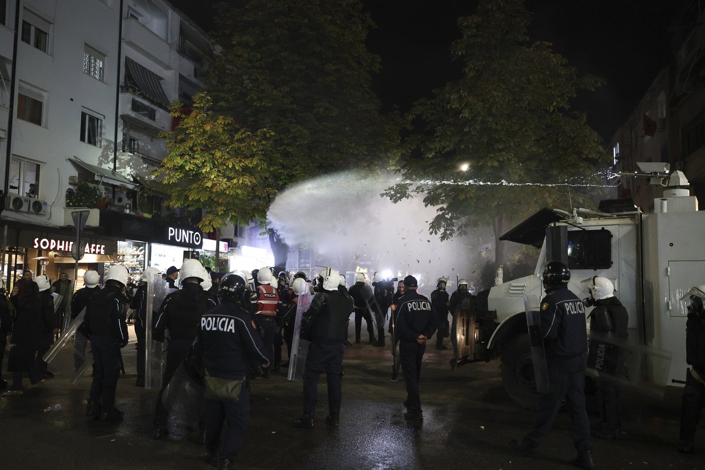 Albanian opposition supporters block the capital’s streets in an anti-government rally | iNFOnews.ca