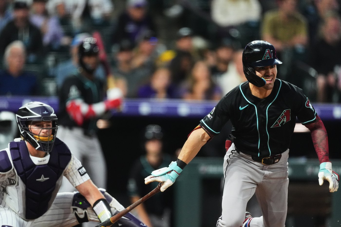Diamondbacks beat the Rockies 5-3 to keep NL wild-card hopes alive | iNFOnews.ca Diamondbacks beat the Rockies 5-3 to keep NL wild-card hopes alive | iNFOnews.ca