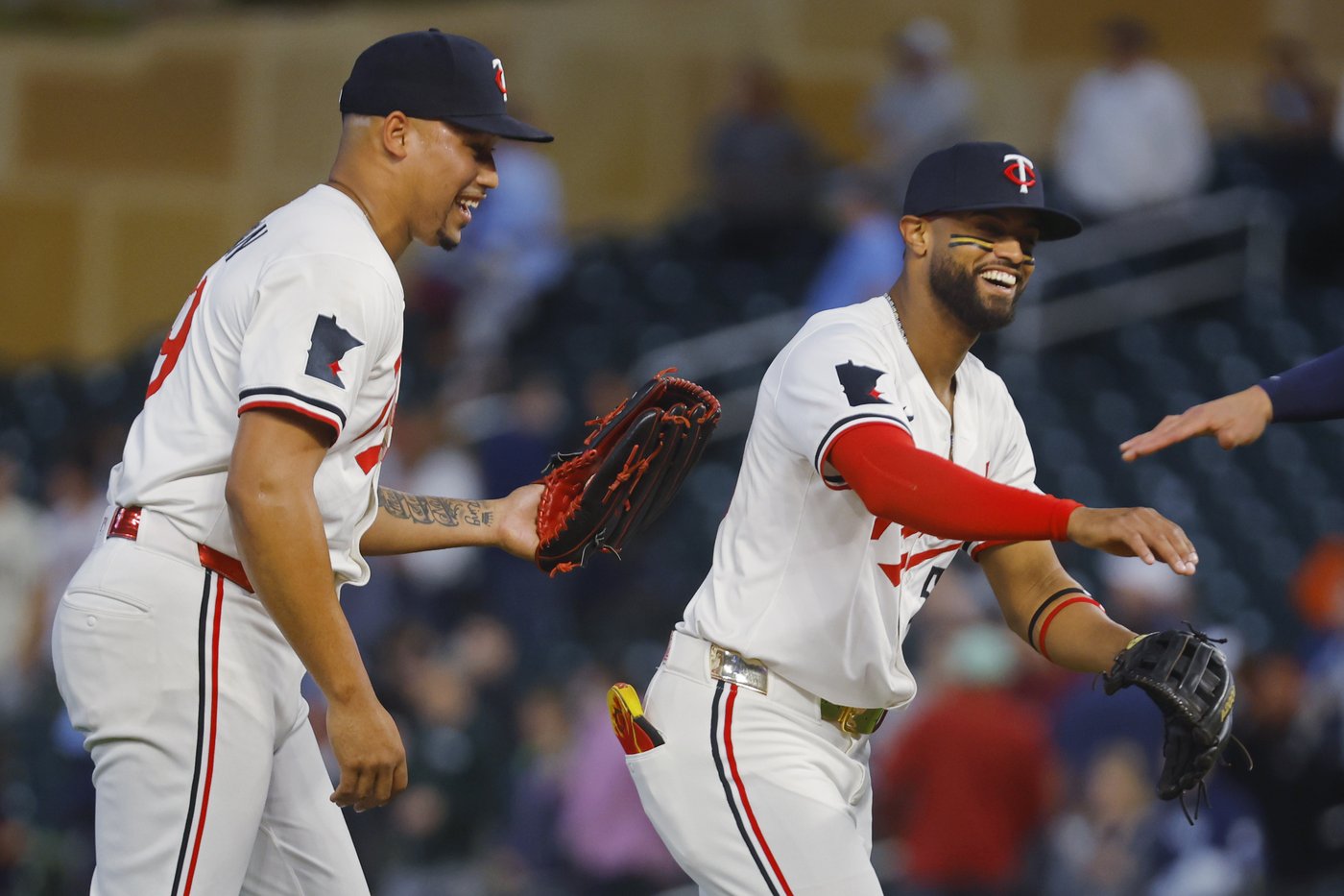Ryan wins for 7th time in 8 decisions, Clemens hits 9th homer and Twins beat Mariners 2-0 | iNFOnews.ca Ryan wins for 7th time in 8 decisions, Clemens hits 9th homer and Twins beat Mariners 2-0 | iNFOnews.ca
