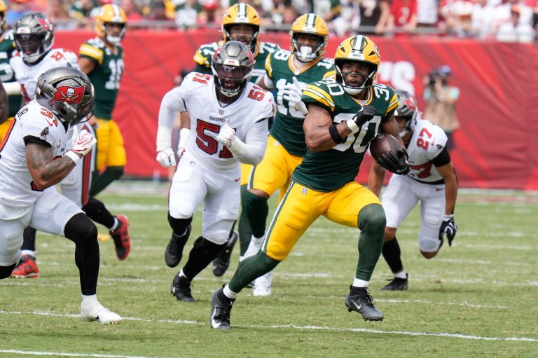 Packers place running back Chris Brooks on injured reserve due to ankle problem | iNFOnews.ca