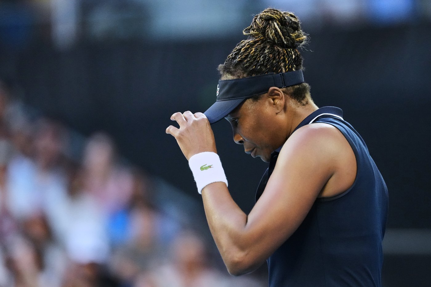 At 45, Venus Williams sets record at Australian Open but falls in the 1st round | iNFOnews.ca