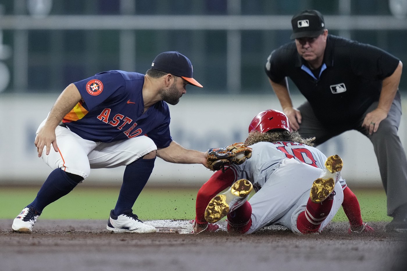 Tumpane replaces Drake on umpire crew for Phillies-Mets Division Series | iNFOnews.ca Tumpane replaces Drake on umpire crew for Phillies-Mets Division Series | iNFOnews.ca
