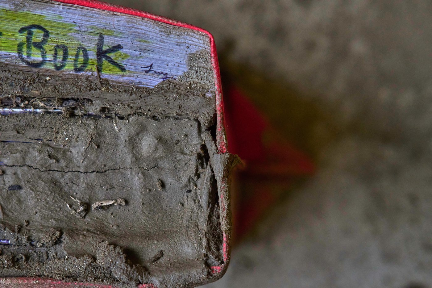Nepal Floods Salvaging Items Photo Gallery | iNFOnews.ca