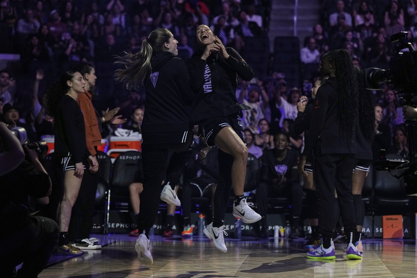 The Valkyries made WNBA history and won over fans in just one season | iNFOnews.ca