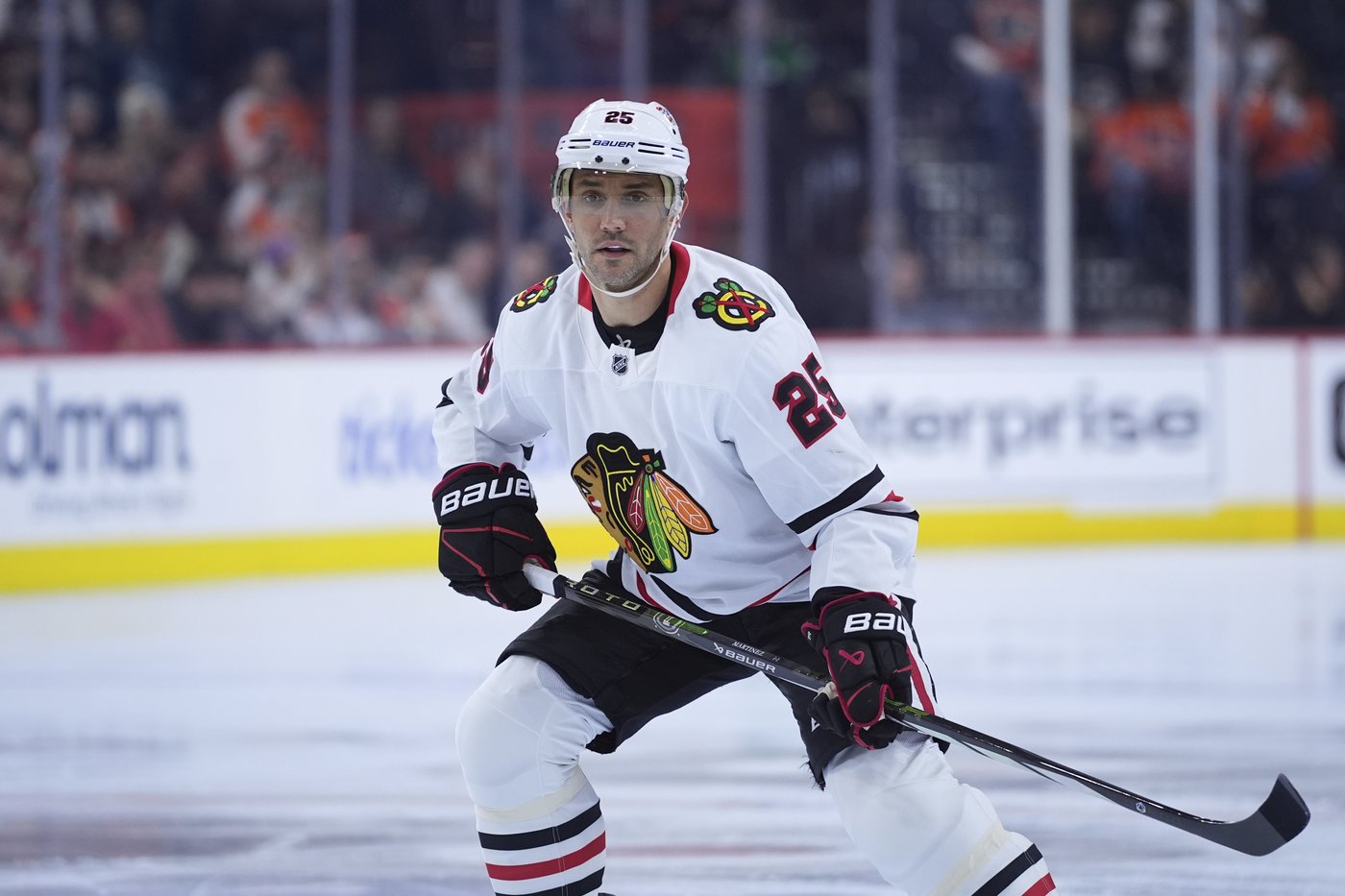 Alec Martinez and Craig Smith could return for the Blackhawks in the Winter Classic | iNFOnews.ca