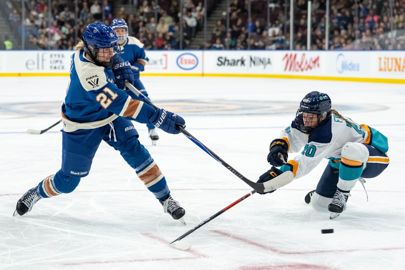 'We're growing, we're evolving': Goldeneyes searching for groove in first PWHL season | iNFOnews.ca 'We're growing, we're evolving': Goldeneyes searching for groove in first PWHL season | iNFOnews.ca