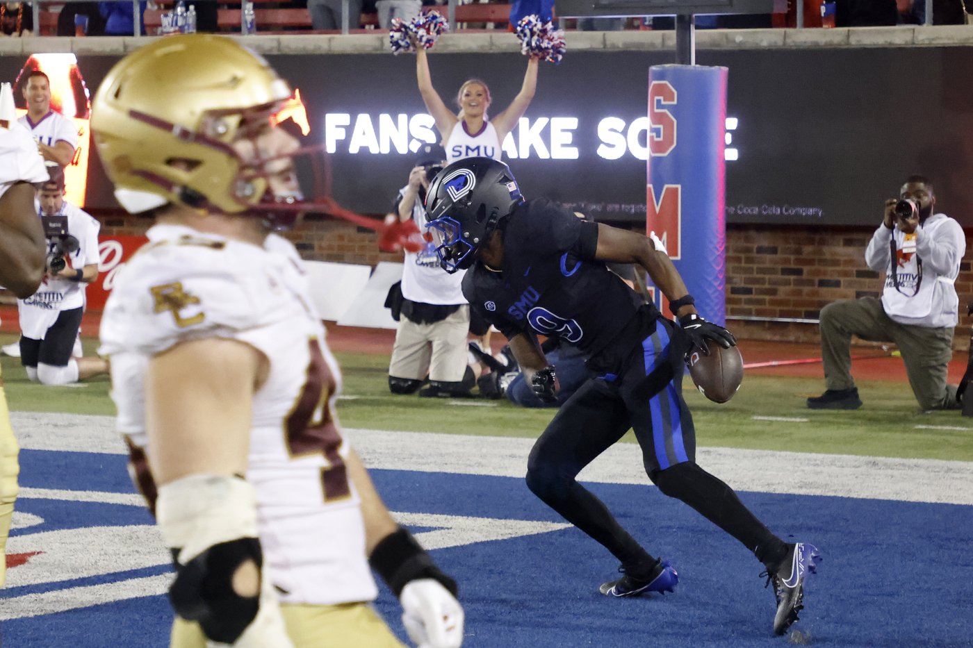 No. 14 SMU moves closer to ACC title game by beating Boston College 38-28 for 7th win in a row | iNFOnews.ca No. 14 SMU moves closer to ACC title game by beating Boston College 38-28 for 7th win in a row | iNFOnews.ca