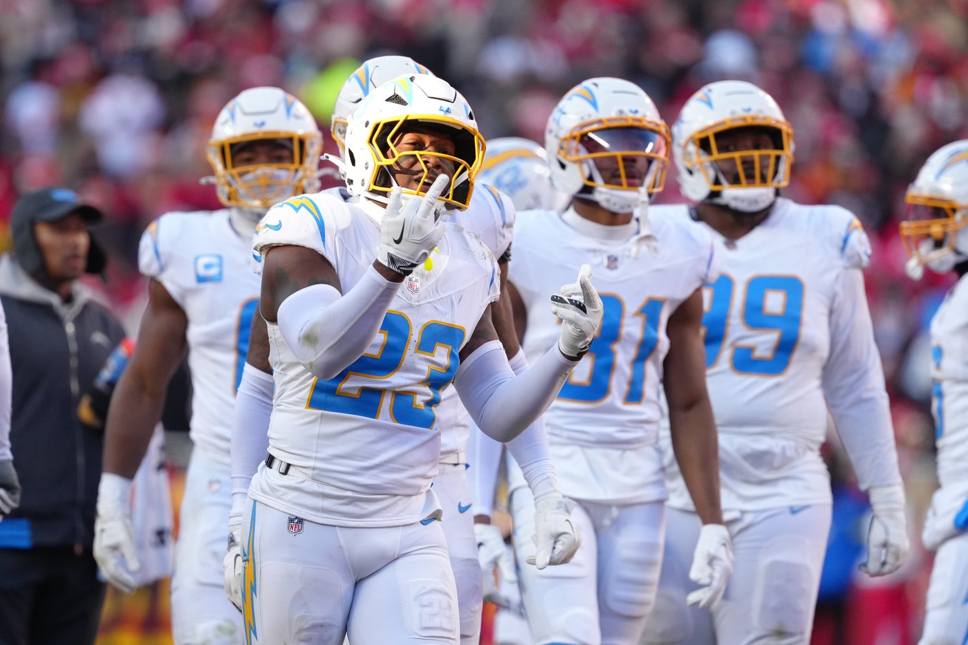 Mahomes tears ACL as Chargers eliminate Chiefs from playoff contention with 16-13 victory | iNFOnews.ca Mahomes tears ACL as Chargers eliminate Chiefs from playoff contention with 16-13 victory | iNFOnews.ca