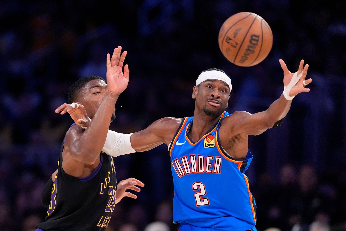 Champion Thunder hold off tenacious Lakers 115-110 in Game 4 for another playoff series sweep | iNFOnews.ca