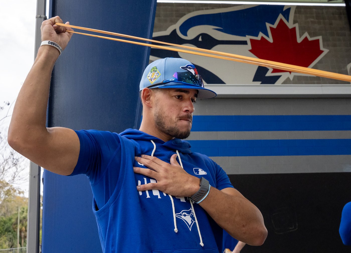 Berrios apologizes to teammates, fans for absence during Blue Jays' post-season run | iNFOnews.ca
