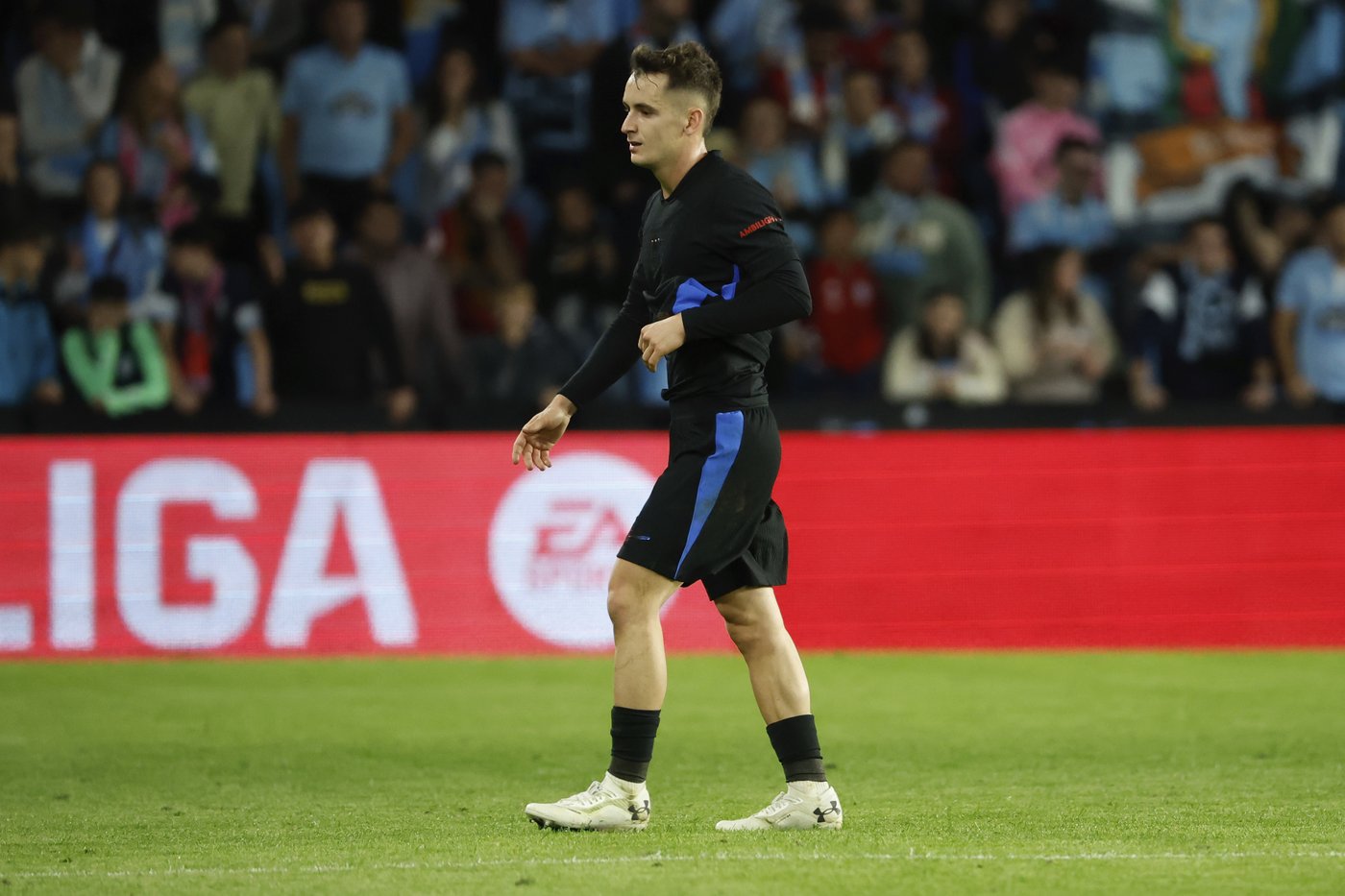 10-man Barcelona concedes two late goals in draw at Celta Vigo | iNFOnews.ca