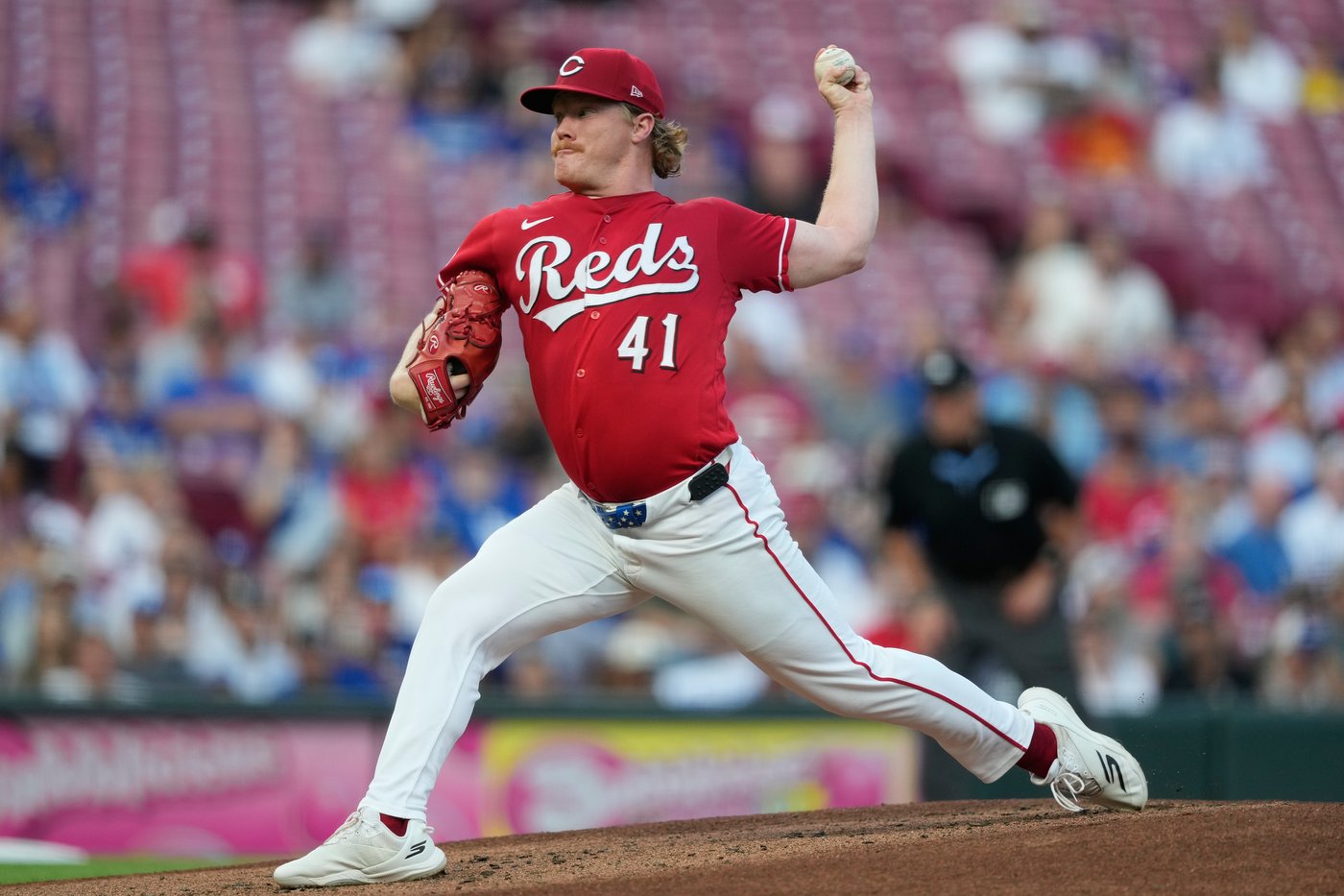 Elly De La Cruz hits 2-run HR, Reds beat Dodgers 6-2 to delay NL West title | iNFOnews.ca Elly De La Cruz hits 2-run HR, Reds beat Dodgers 6-2 to delay NL West title | iNFOnews.ca