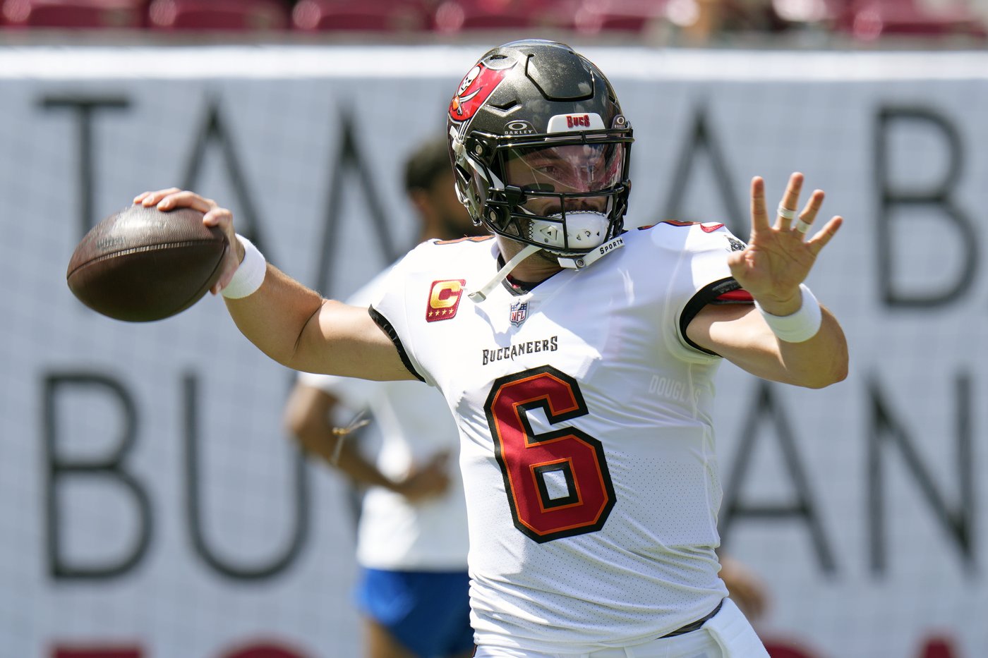 Eagles heading to Florida where they will try to avenge a lopsided playoff loss to Bucs | iNFOnews.ca