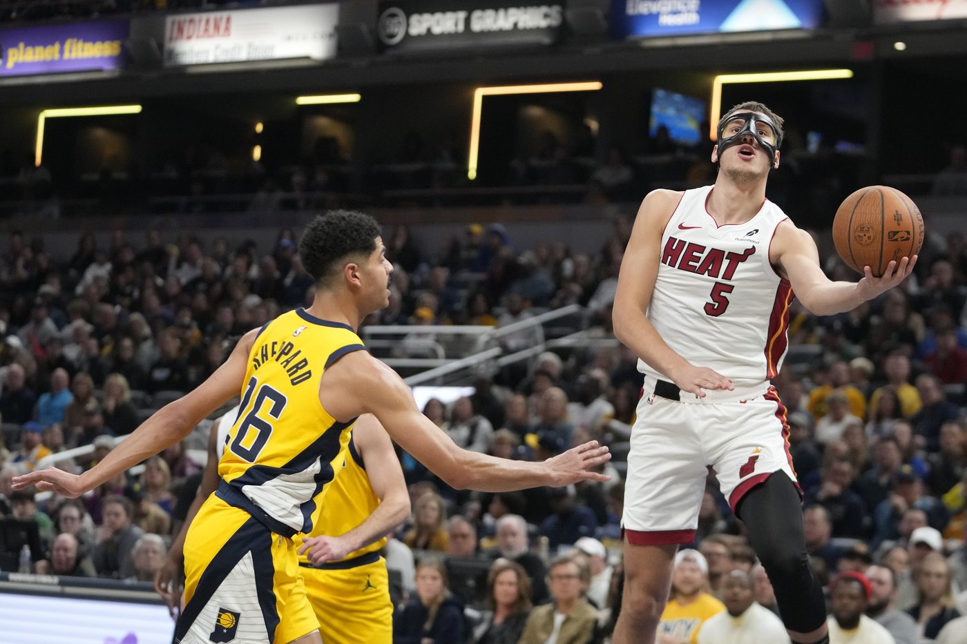 Adebayo scores 30 to propel Heat past Pacers 124-111 | iNFOnews.ca Adebayo scores 30 to propel Heat past Pacers 124-111 | iNFOnews.ca