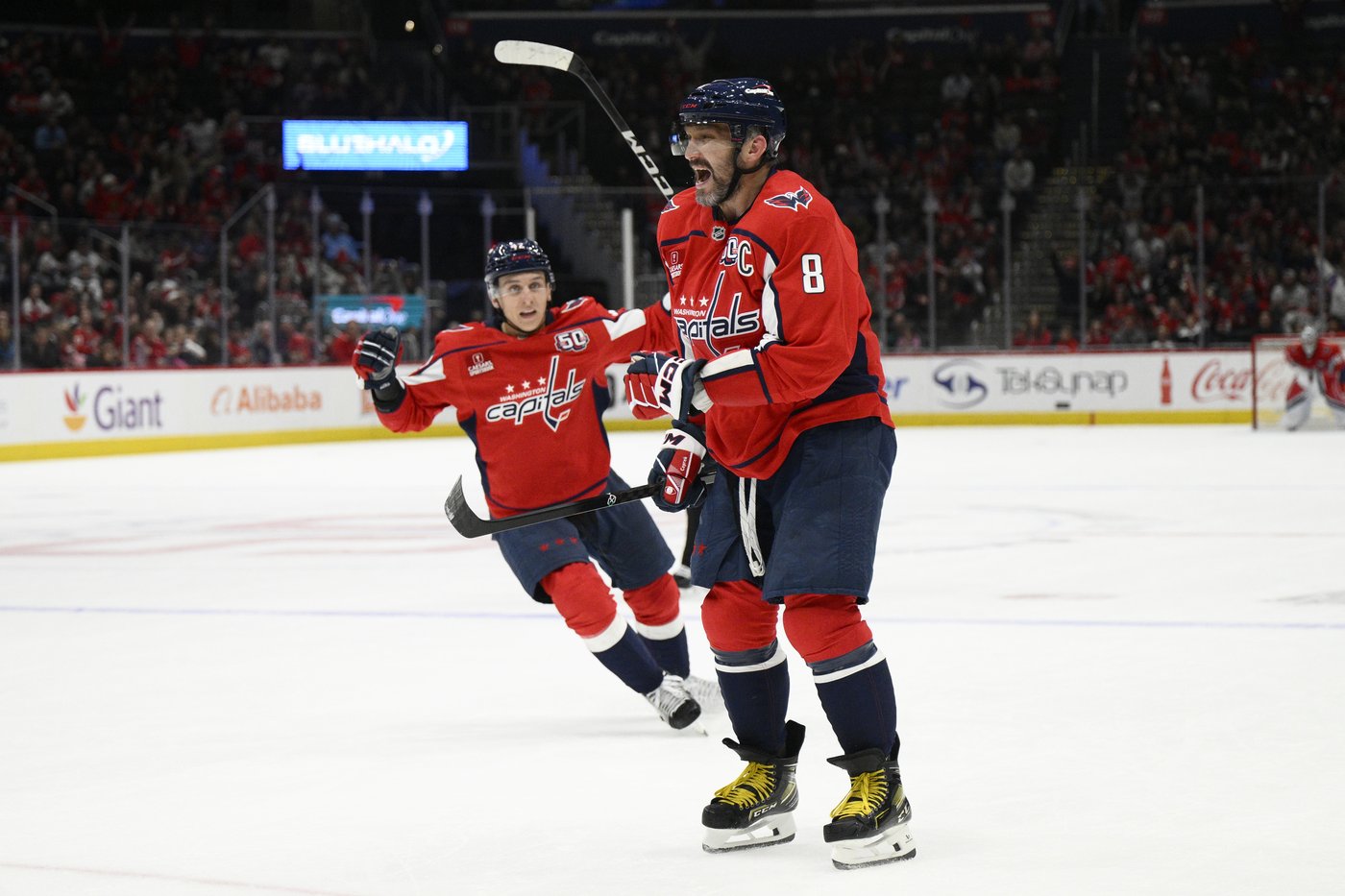 Alex Ovechkin is scoring and helping teammates and the Washington Capitals are off to a hot start | iNFOnews.ca