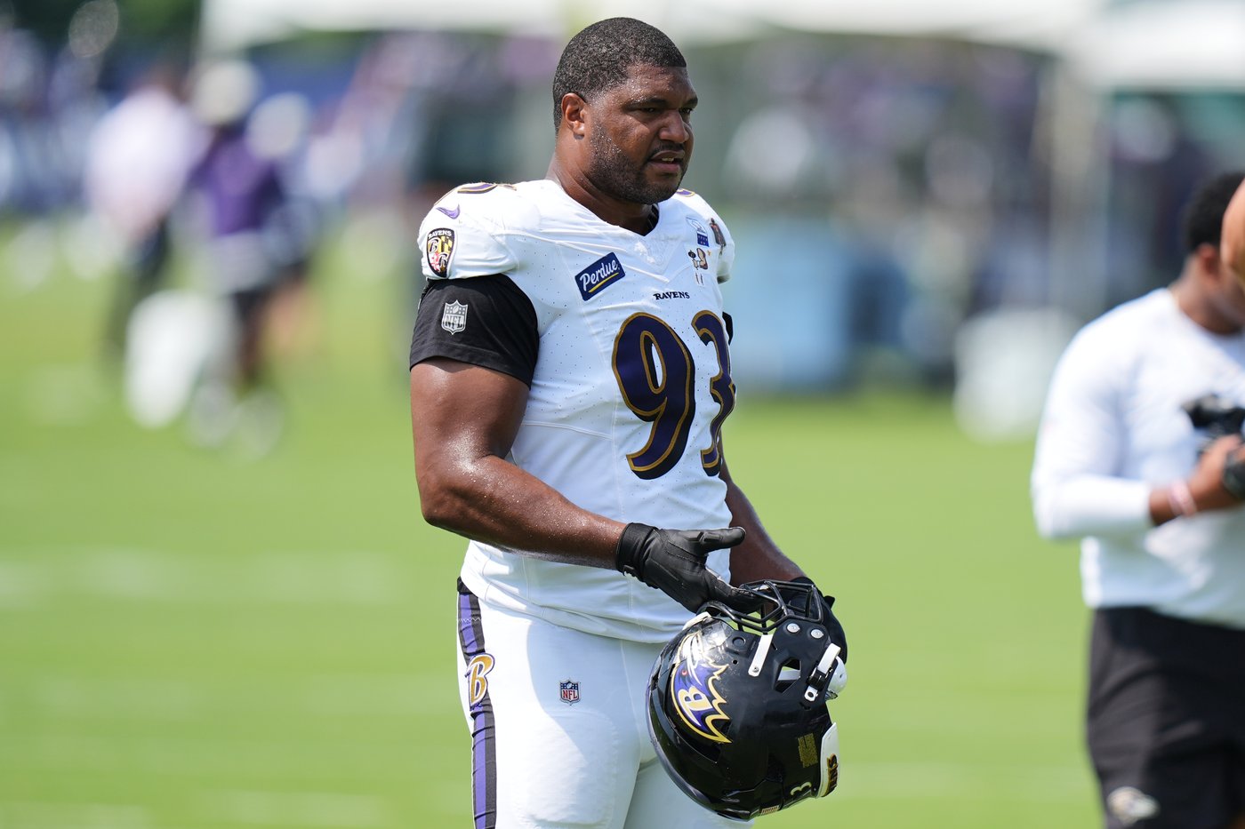 Ravens defensive lineman Calais Campbell says football brings him joy amid family tragedy | iNFOnews.ca