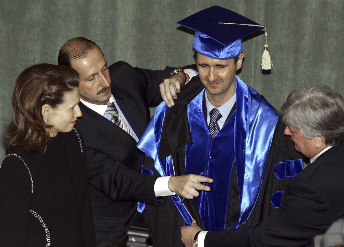 PHOTO COLLECTION: Fall of Assad | iNFOnews.ca