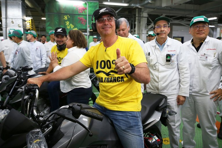 Brazil's Flávio Bolsonaro investigated over payments from disgraced banker | iNFOnews.ca