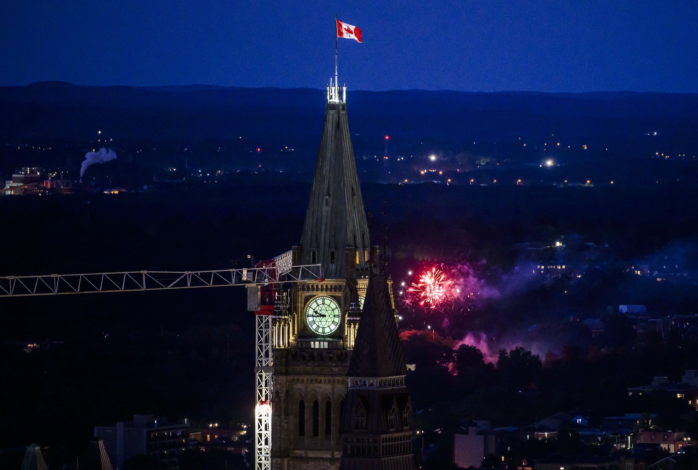 Ottawa city councillors fuming as unannounced fireworks show follows Canada Day storm | iNFOnews.ca Ottawa city councillors fuming as unannounced fireworks show follows Canada Day storm | iNFOnews.ca