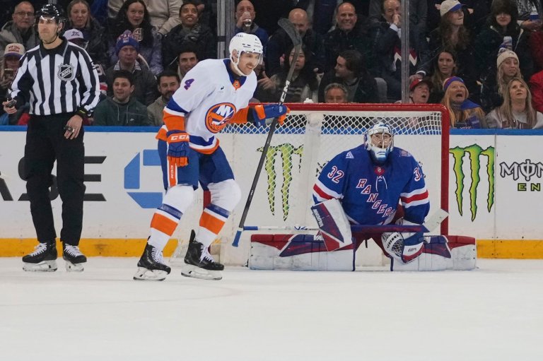 Islanders' Carson Soucy scores against his former team in 2-1 victory over Rangers | iNFOnews.ca