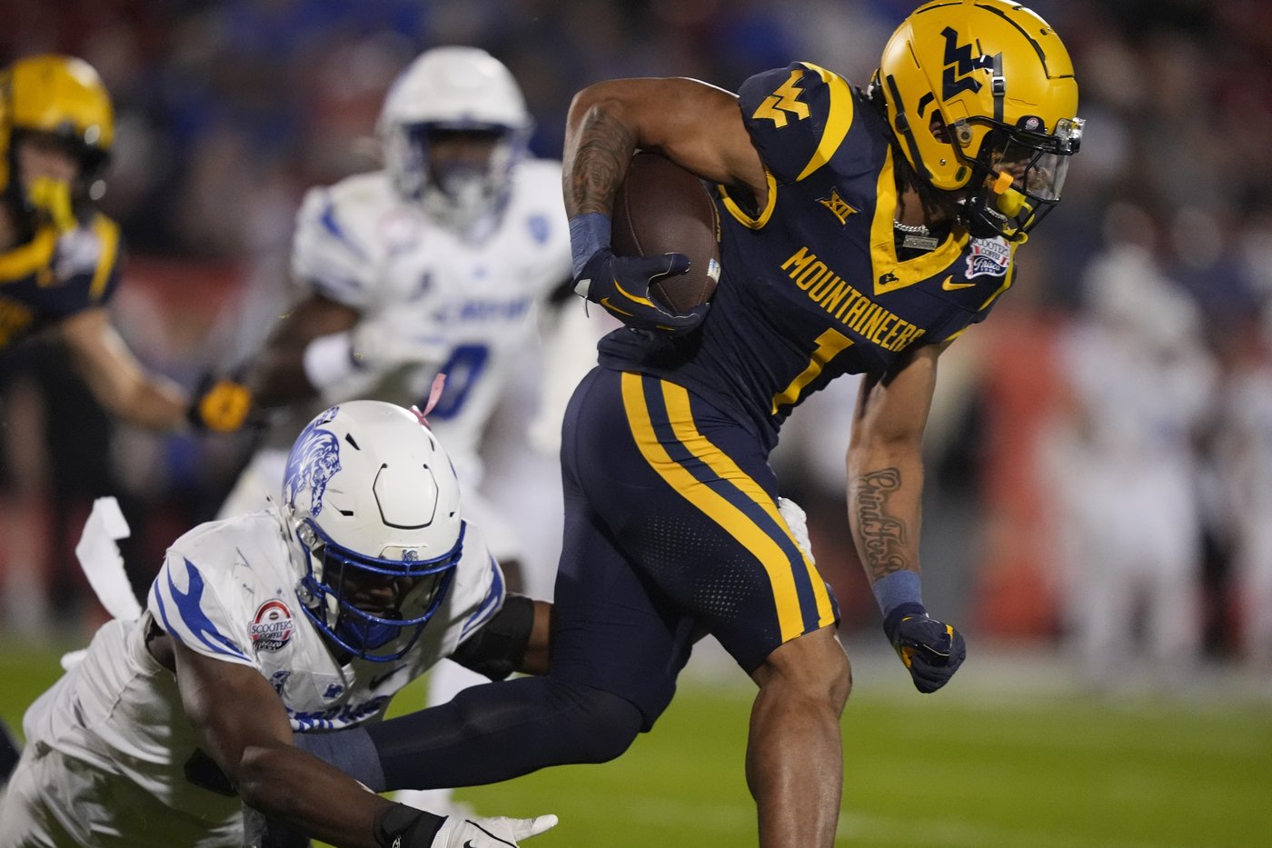 Seth Henigan matches AAC passing TD record as Memphis holds on for 42-37 win over WVU in Frisco Bowl | iNFOnews.ca Seth Henigan matches AAC passing TD record as Memphis holds on for 42-37 win over WVU in Frisco Bowl | iNFOnews.ca