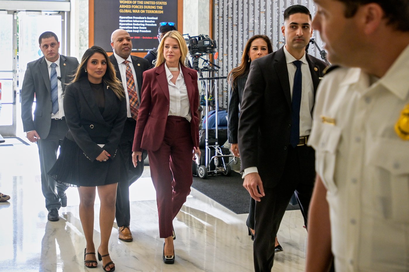 Bondi refuses to answer lawmakers' questions about Trump's involvement in Epstein files release | iNFOnews.ca