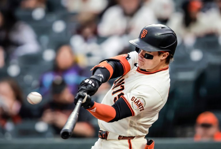 Drew Gilbert homers and Landen Roupp pitches 5 solid innings as Giants beat Diamondbacks 6-1 | iNFOnews.ca