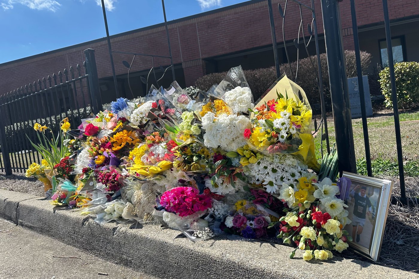 Authorities say a Georgia teacher was killed in a prank gone wrong. A teen is charged with homicide | iNFOnews.ca
