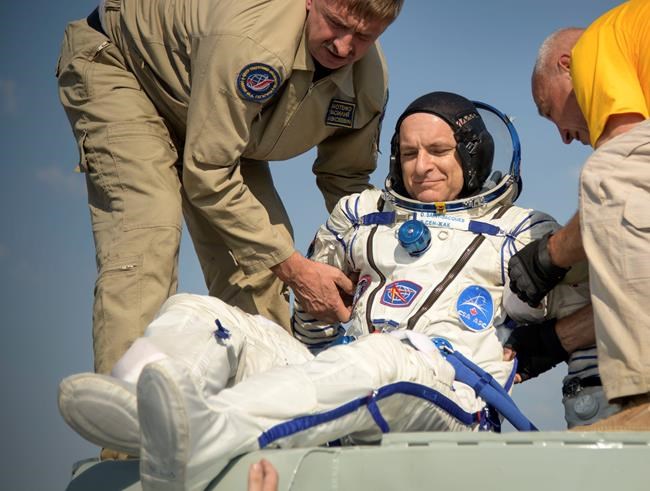 Astronaut David Saint-Jacques returns to Earth, sets Canadian space record | iNFOnews.ca