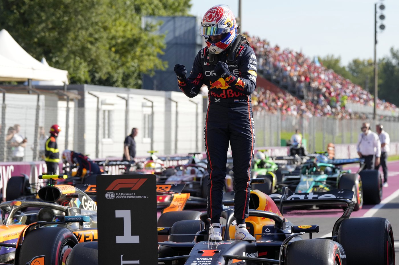 Fastest lap in F1 history sees Verstappen take pole for Italian GP ahead of Norris and Piastri | iNFOnews.ca Fastest lap in F1 history sees Verstappen take pole for Italian GP ahead of Norris and Piastri | iNFOnews.ca