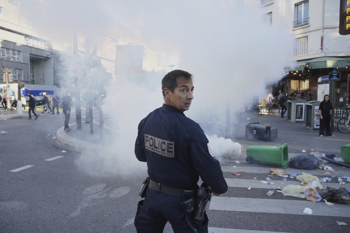 Protesters clash with police in Paris as 'Block Everything' movement gains momentum | iNFOnews.ca