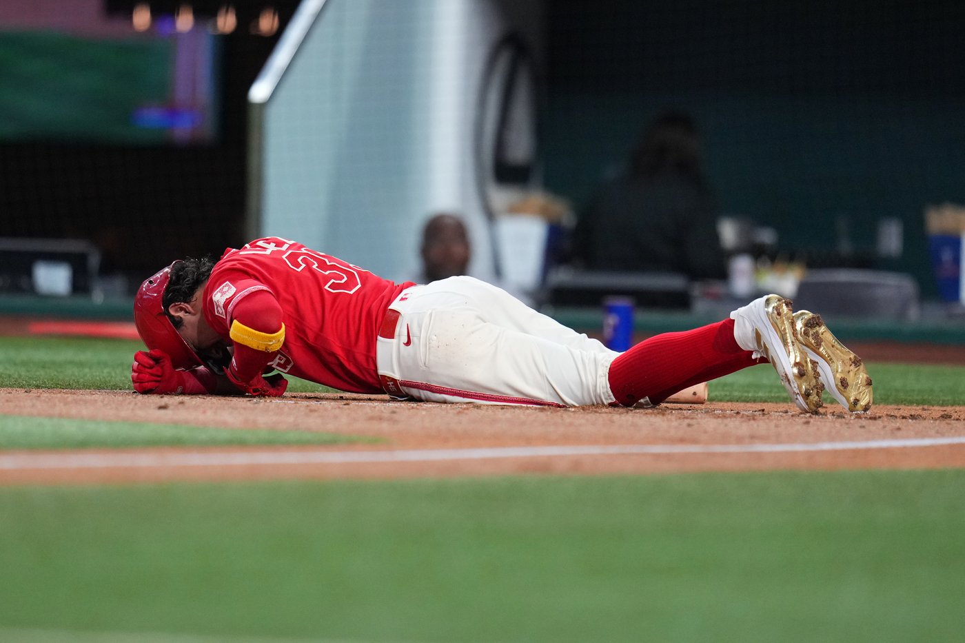 Rangers take sole possession of AL West lead, Quantrill leaves with injury in 6-3 win over Blue Jays | iNFOnews.ca Rangers take sole possession of AL West lead, Quantrill leaves with injury in 6-3 win over Blue Jays | iNFOnews.ca