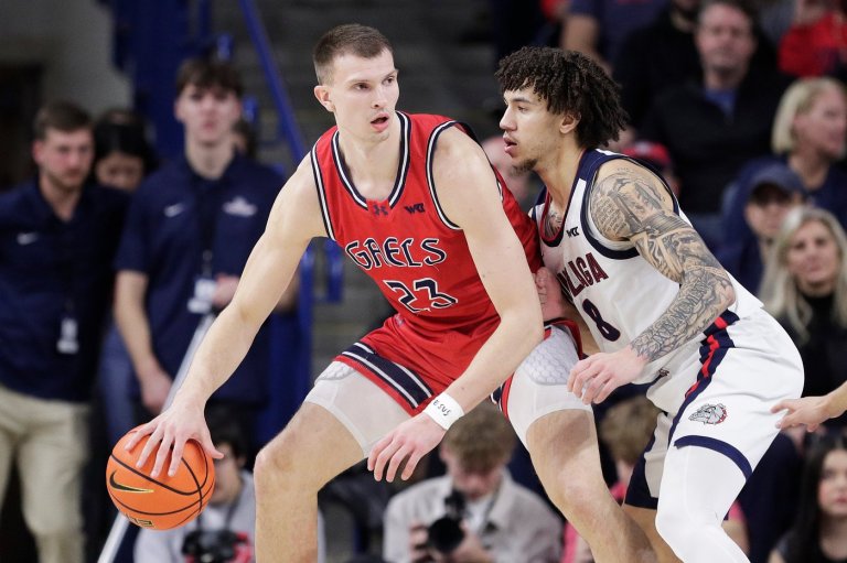 Former Saint Mary's forward Paulius Murauskas joining former coach Randy Bennett at Arizona State | iNFOnews.ca