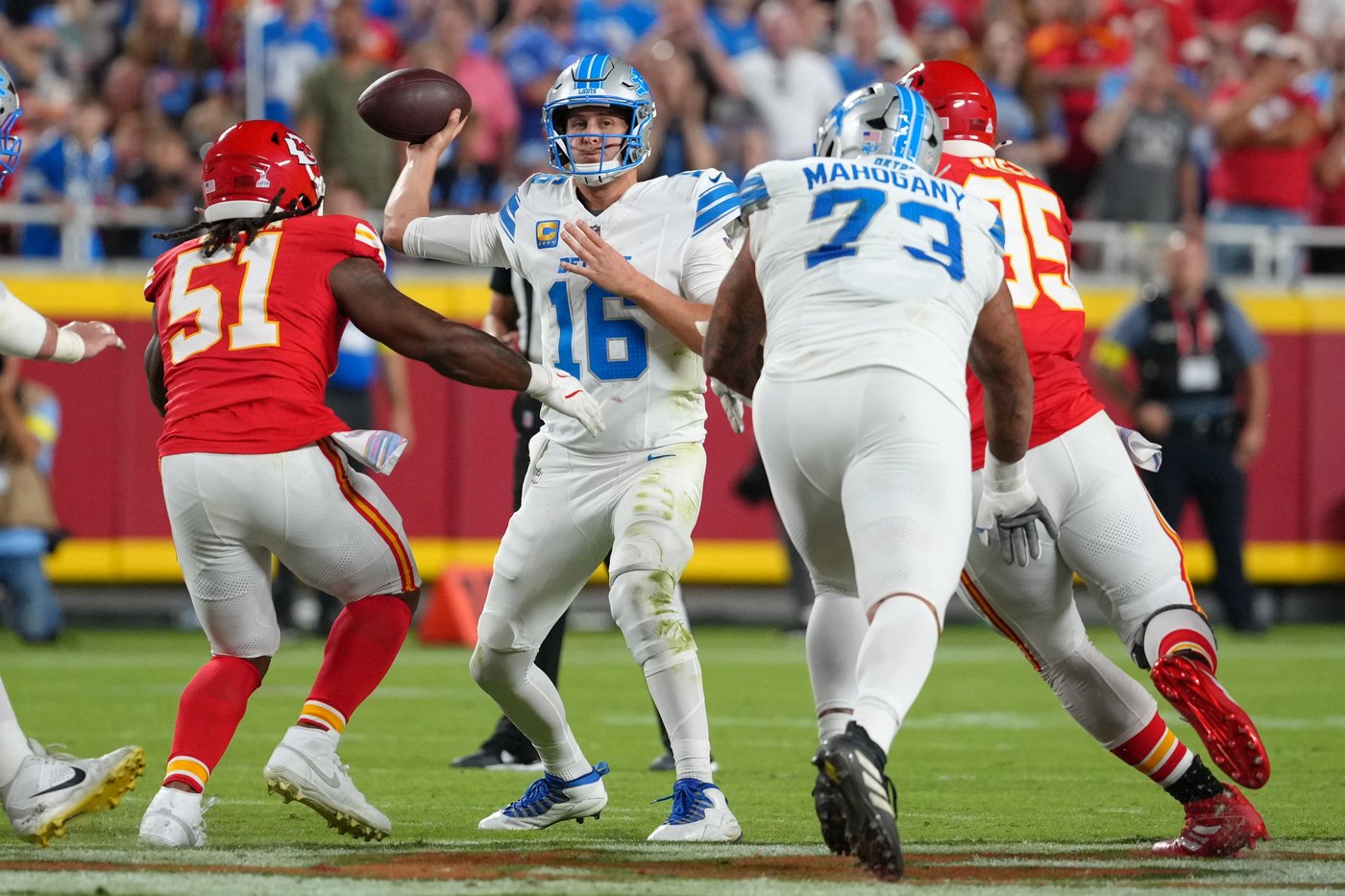 Fantasy plays: Players to start and sit for NFL Week 7 | iNFOnews.ca Fantasy plays: Players to start and sit for NFL Week 7 | iNFOnews.ca