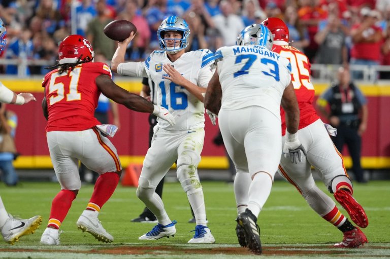 Fantasy plays: Players to start and sit for NFL Week 7 | iNFOnews.ca