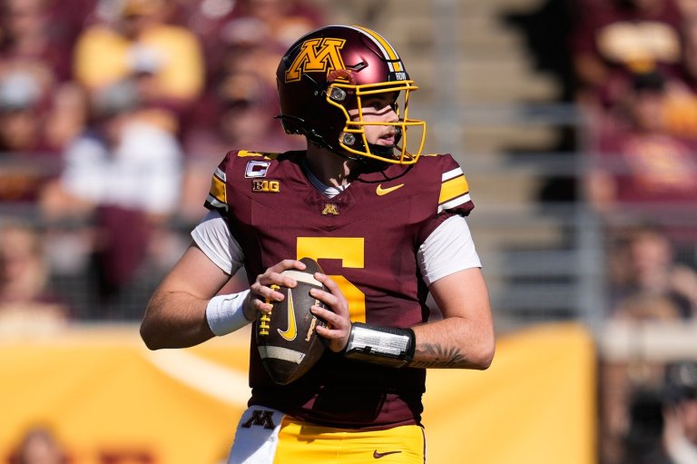 Drake Lindsay's 3 TDs help Minnesota rally past Rutgers 31-28 | iNFOnews.ca