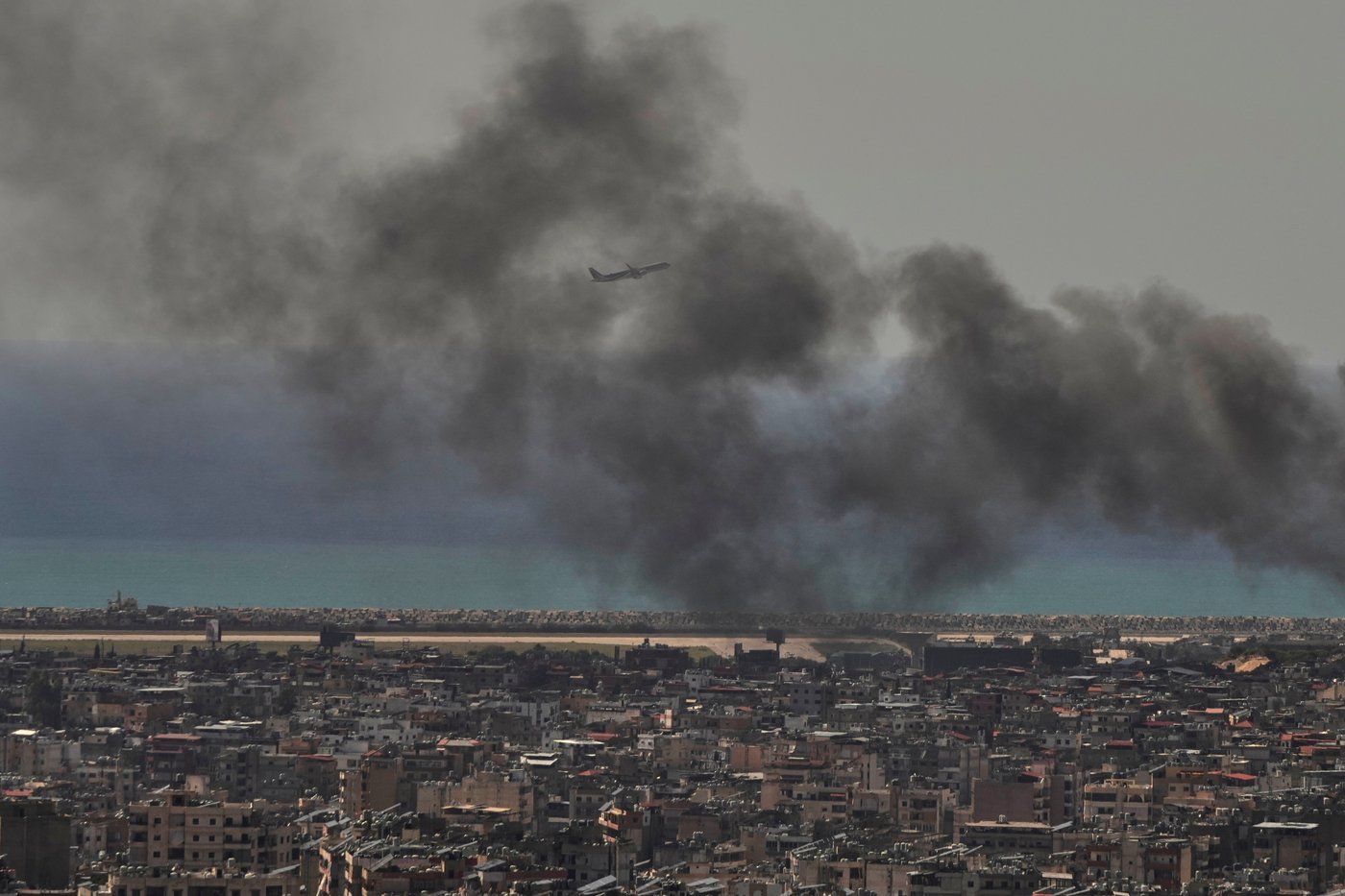 Photos from the Mideast in the 3rd week of the Iran war | iNFOnews.ca