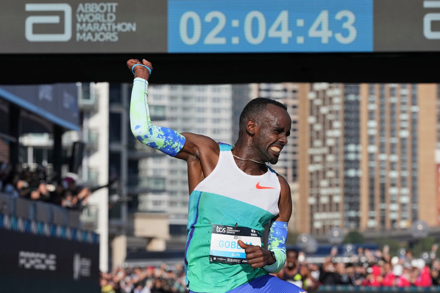 Ethiopia’s Addisu Gobena storms to a Sydney Marathon record | iNFOnews.ca