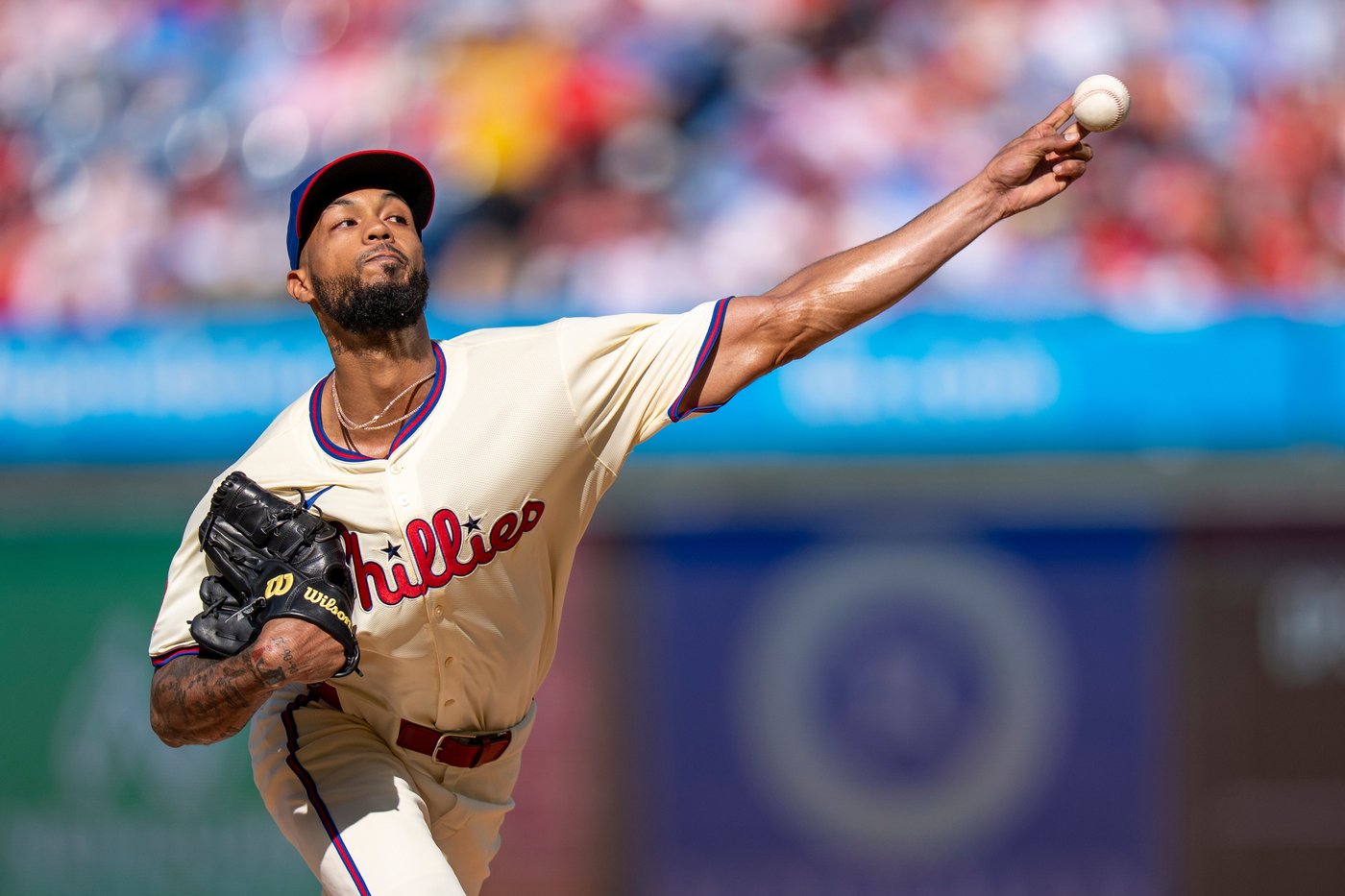 Turner wins NL batting title, Schwarber leads league in HRs, RBIs as Phillies beat Twins in finale | iNFOnews.ca