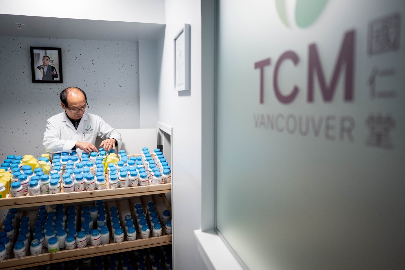 'Would you dare take it?': Critics fear B.C. is deregulating Chinese medicine | iNFOnews.ca
