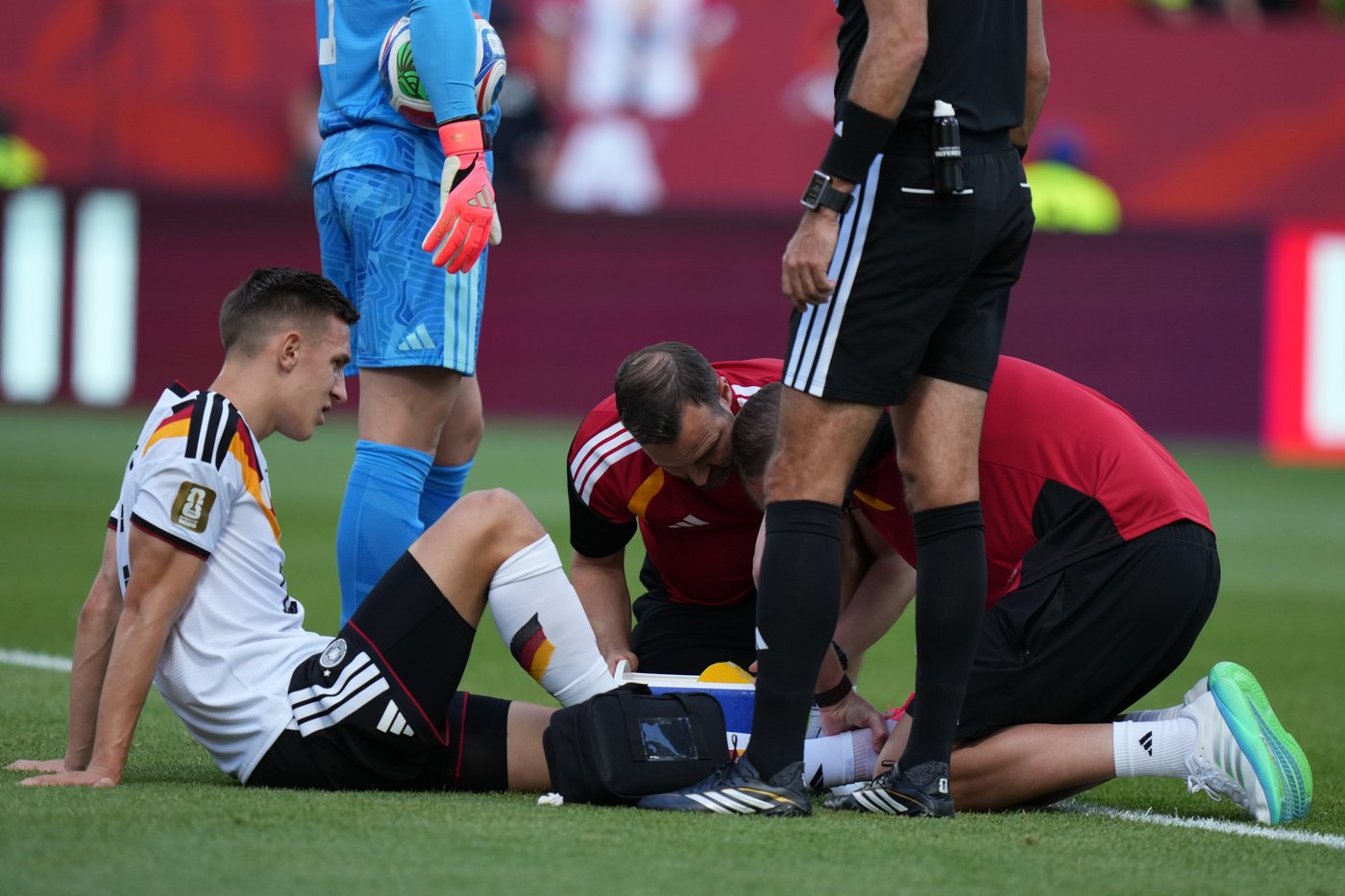 Germany defender Nico Schlotterbeck out for the rest of the World Cup with ankle injury | iNFOnews.ca