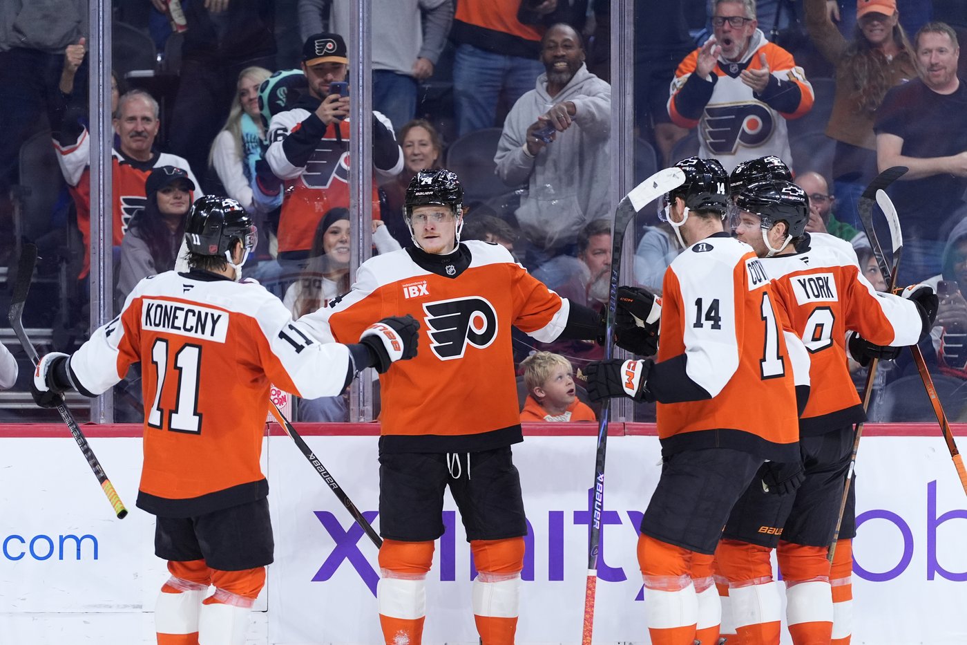 Owen Tippett extends goal-scoring streak to 3 games in Flyers victory | iNFOnews.ca