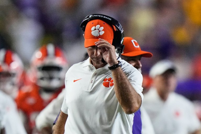 Dabo Swinney on taking heat after loss to LSU: 'You play like that, you deserve to be criticized' | iNFOnews.ca