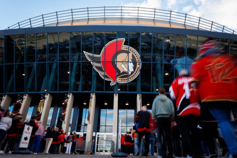 Yakemchuk's winner lifts Senators to 2-1 victory over Flyers | iNFOnews.ca