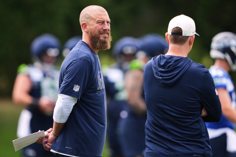 Seahawks offensive coordinator Brian Fleury is earning players' respect early in his tenure | iNFOnews.ca
