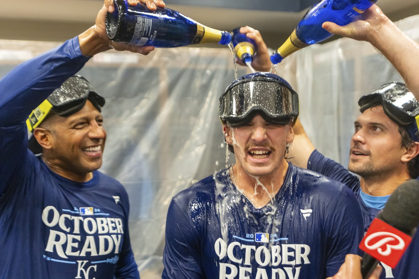 NL playoff matchups pending Mets-Braves makeups on Monday. AL set with Astros-Tigers and O's-Royals | iNFOnews.ca