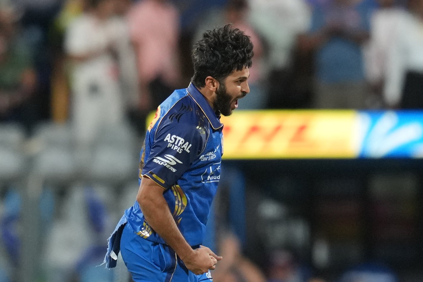 Sharma and Rickelton lead Mumbai to 6-wicket win over Kolkata in IPL | iNFOnews.ca