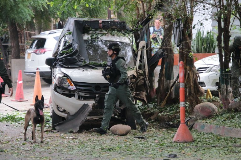 Bomb blast near Colombia’s border with Venezuela injures at least 4 police officers | iNFOnews.ca