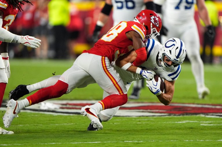 Colts WR Alec Pierce will be placed on injured reserve after aggravating left heel injury | iNFOnews.ca